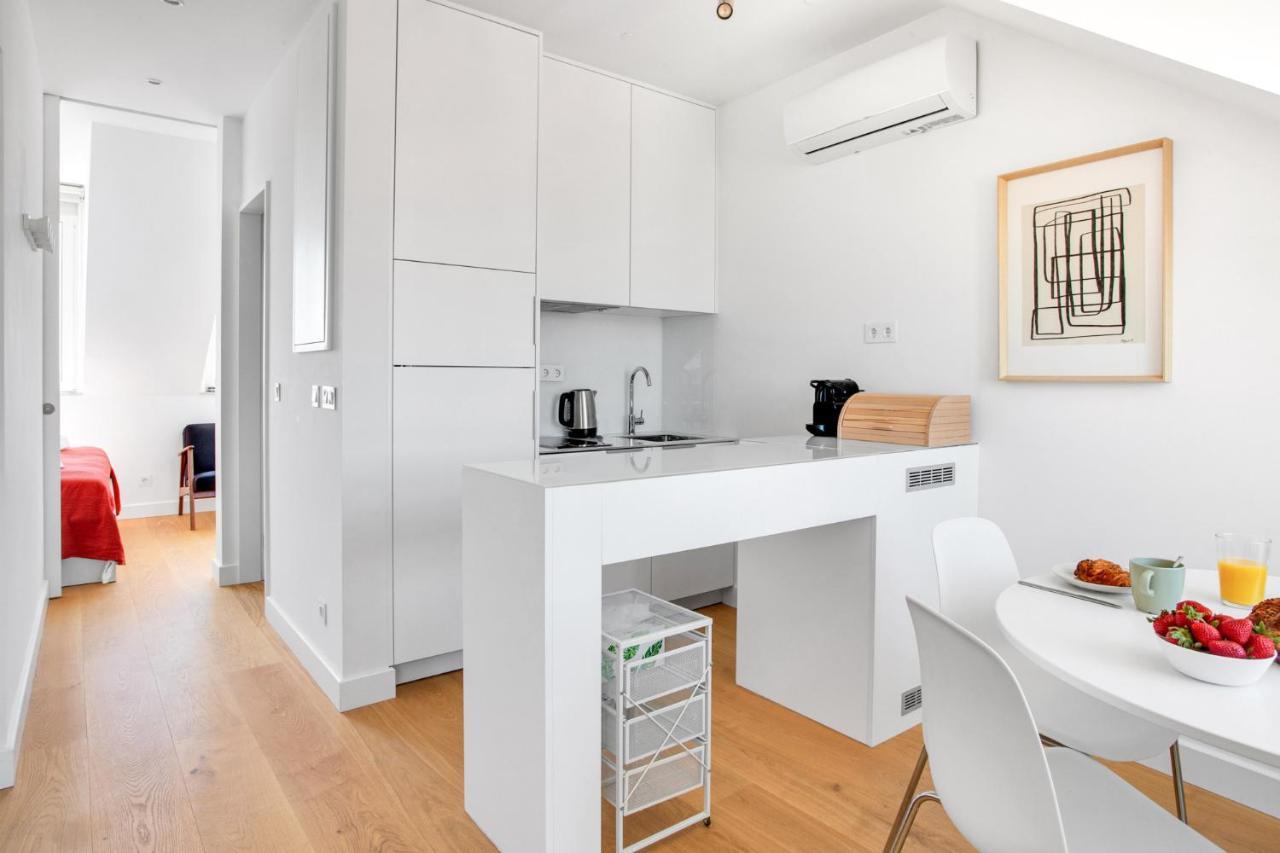 Brand New River View Apartment Belém - 1 bedroom, A/C Lisbona Esterno foto